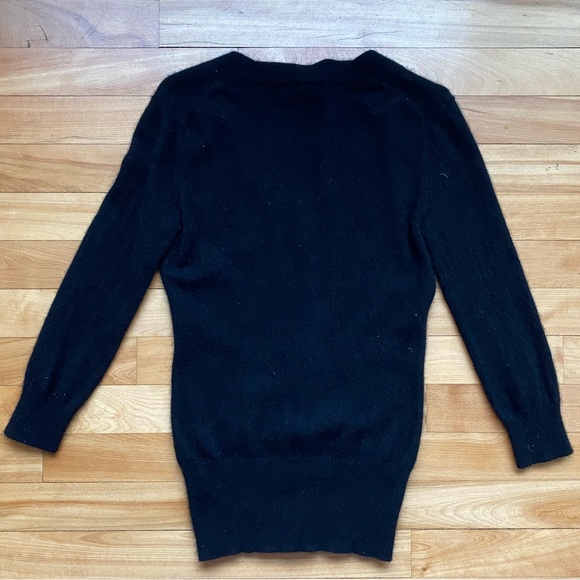 Banana Republic cashmere sweater - Picture 3 of 3